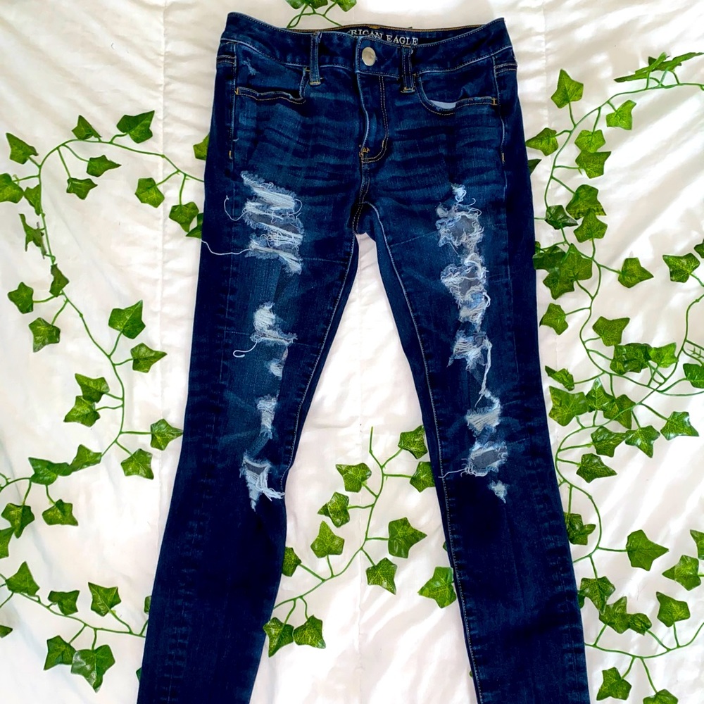 american eagle ripped skinny jeans
